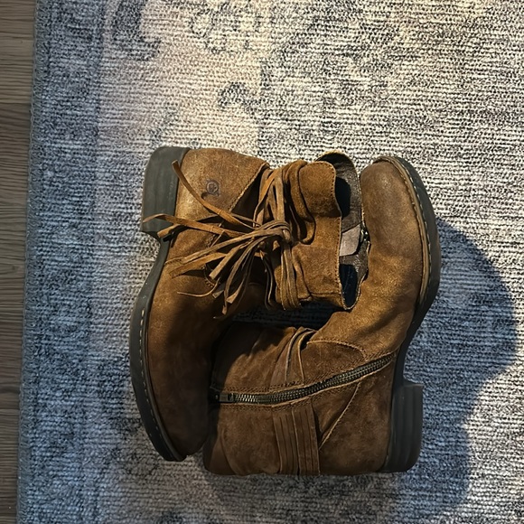 Zip up booties with fringe detail - Picture 5 of 5